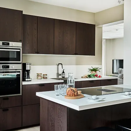 Hatty's Habitat By Staysville 4*