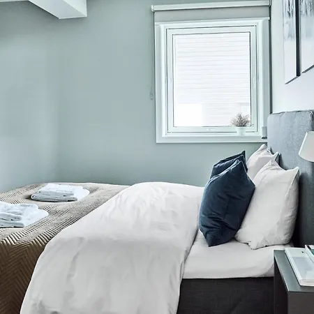 Hatty's Habitat By Staysville